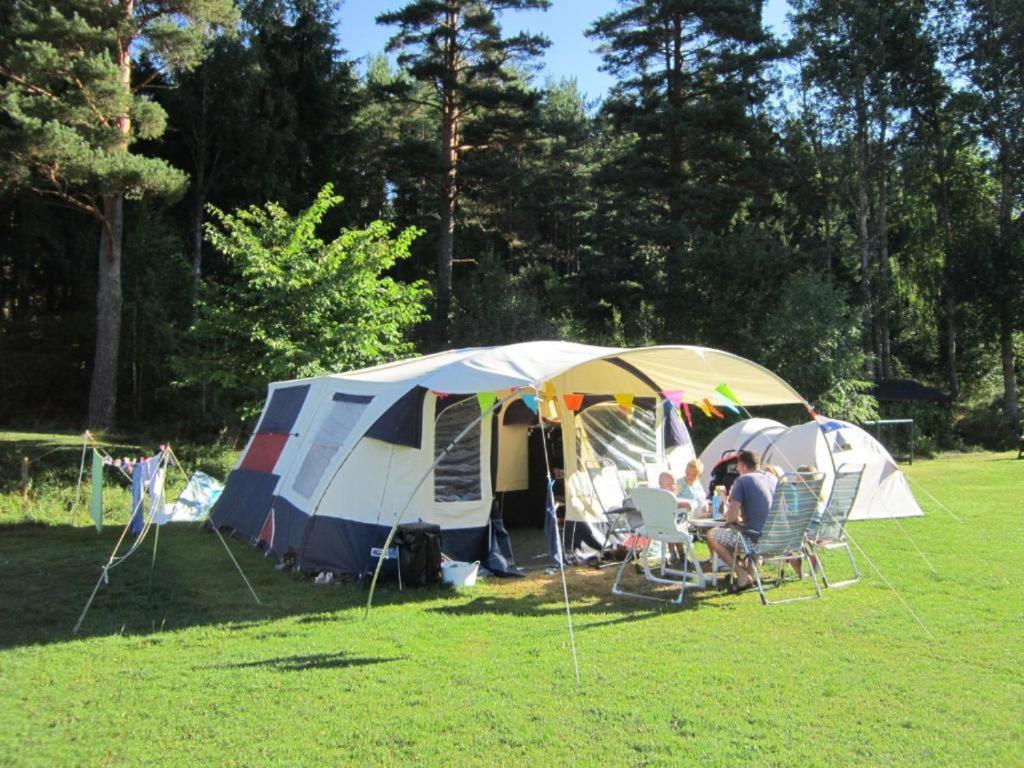 Yxningens Holiday Homes, Cottages And Camping Gusum 外观 照片